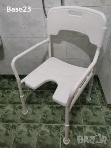 Стол за баня, снимка 1 - Тоалетни столове - 44901455