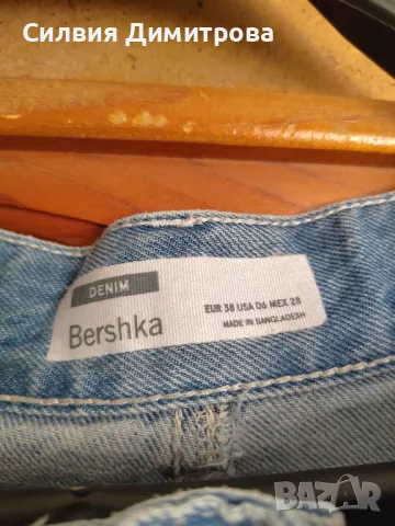 Къси панталонки Bershka, снимка 1 - Къси панталони и бермуди - 46944395