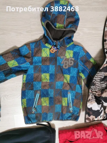 Страхотно  якенце на Topolino за този сезон 116 размер , снимка 1