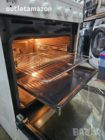 готварска печка с керамичен плот Electrolux , снимка 9 - Печки, фурни - 53503134