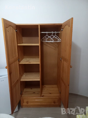 Гардероби масивни, снимка 2 - Гардероби - 53681698