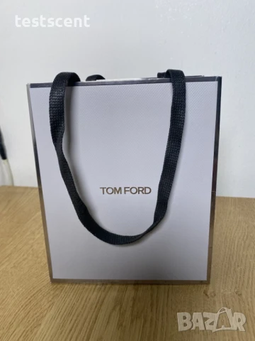 Автентична бутикова Tom Ford подаръчна торба 19.5cm-17cm-8cm, снимка 8 - Други - 51161003