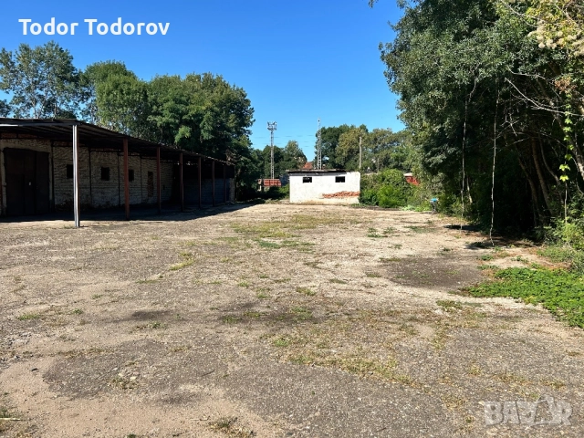 Индустриално хале с двор!, снимка 7 - Складове - 53002359