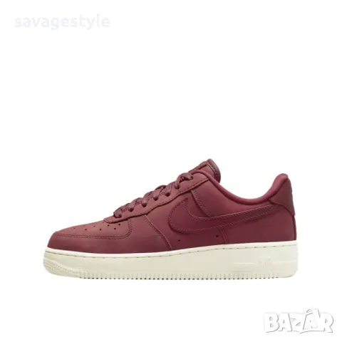 Дамски спортни обувки NIKE Air Force 1 Low Premium Shoes Red, снимка 5 - Маратонки - 47417347