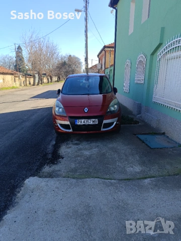 Продавам Рено Сценик 3 