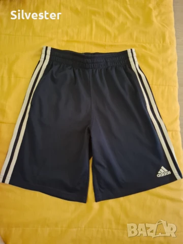 Детски черни шорти Адидас, 100 % Оригинални!, снимка 4 - Детски комплекти - 51020442