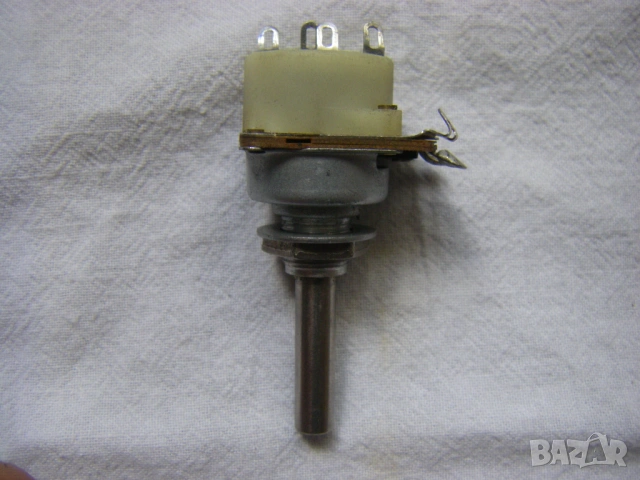 Немски потенциометри - нови и употребявани , снимка 15 - Друга електроника - 47559968