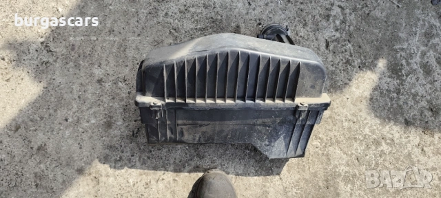 Кутия въздушен филтър Citroen C2 1.1 - 60 к.с. 2006г, снимка 2 - Части - 53877245