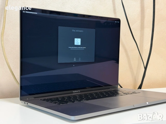 Лаптоп Apple MacBook Pro 16 2019 TouchBar i9 32GB DDR4 1TB за части , снимка 4 - Лаптопи за работа - 53939746