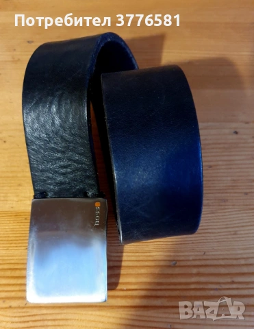 Кожен колан Hugo Boss , снимка 2 - Колани - 54161900