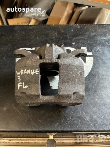 Преден ляв спирачен апарат. Jeep Wrangler 3. III. Джип Вранглер. 16834501. 