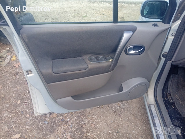 Renault grand scenik Рено Сценик 2 1.9 Дци на части , снимка 8 - Автомобили и джипове - 54069985