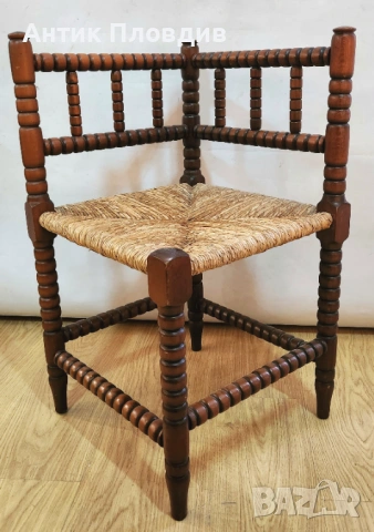 Античен френски ъглов стол с папурена седалка/дамски, снимка 2 - Антикварни и старинни предмети - 53381138