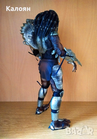 Екшън фигура NECA 1/4 Jungle Hunter Predator LED, снимка 5 - Колекции - 54264473