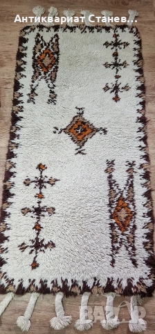 Ръчно тъкана вълнена постелка