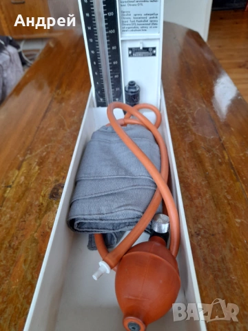 Стар апарат за кръвно налягане Tonometer, снимка 4 - Антикварни и старинни предмети - 53878522