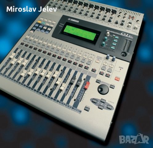 Yamaha O1V professional digital audio mixer with 16 audio inputs. (12 + 2x stereo)

