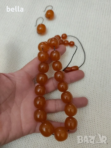 Стар руски кехлибарен гердан с кръгли,плътни зърна и обеци кехлибар и сребро ,50 грама, снимка 3 - Антикварни и старинни предмети - 54163003