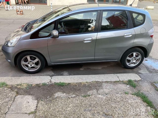 Honda Jazz 1.4i FaceLift, снимка 4 - Автомобили и джипове - 46728387