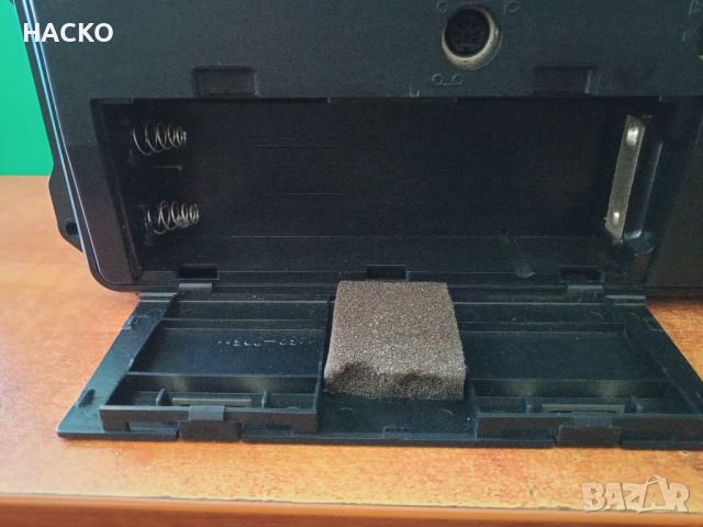 GRUNDIG RR 640 Професионален БУМБОКС Стерео Касетофон с Тунер Преносим 1981 г. Made in Japan, снимка 11 - Ресийвъри, усилватели, смесителни пултове - 45143945