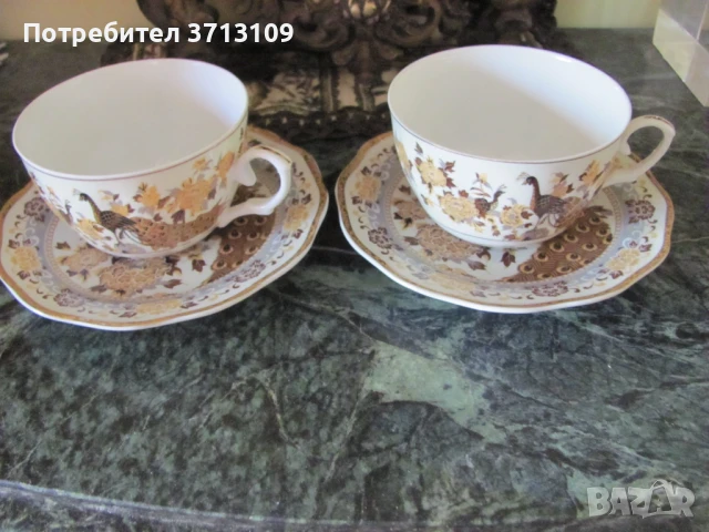 Колекционерски японски чашки чай ,маркирани костен порцелан