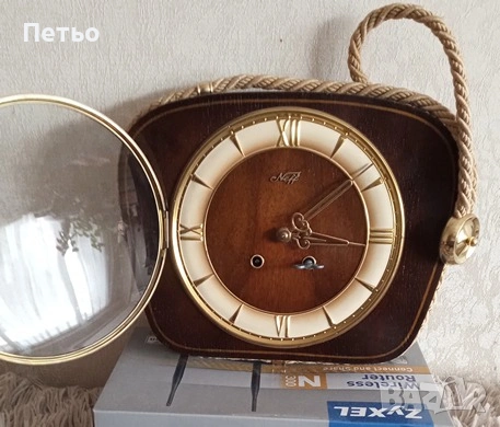 Работещ антикварен стенен часовник марка Neff, снимка 2 - Антикварни и старинни предмети - 53711037