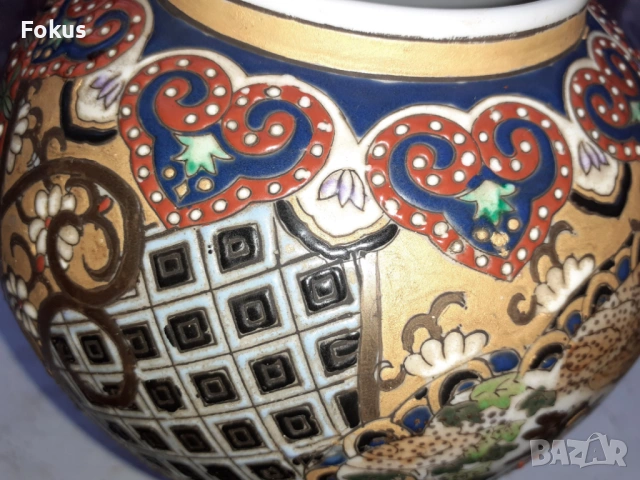 Голяма стара антикварна ваза Сатцума Satsuma рисувана релеф, снимка 6 - Антикварни и старинни предмети - 53445252