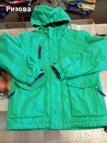                   Подарявам спортни якета за момче, 14/15г., снимка 3 - Спортни дрехи, екипи - 54238996