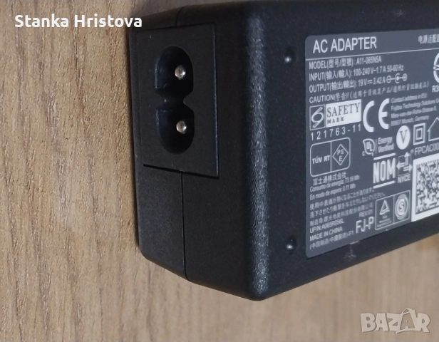 Оригинално зарядно Fujitsu 19v 3.42A., снимка 3 - Друга електроника - 52514356
