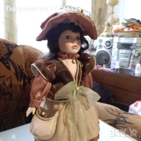 Английска порцеланова кукла , снимка 9 - Колекции - 45359115