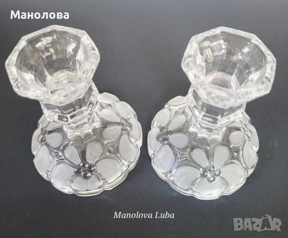 Чифт елегантни свещници изработени от оловен кристал с бели гравирани цветя., снимка 4 - Други ценни предмети - 51211236