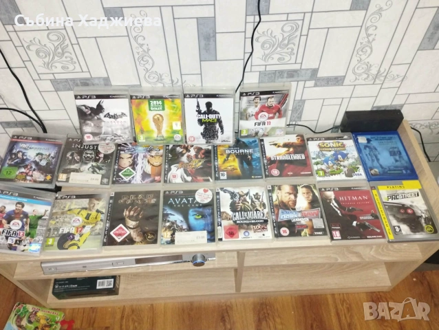 Плейстейшън 3 с 25 игри и пет джойстика 2 от които оригинални