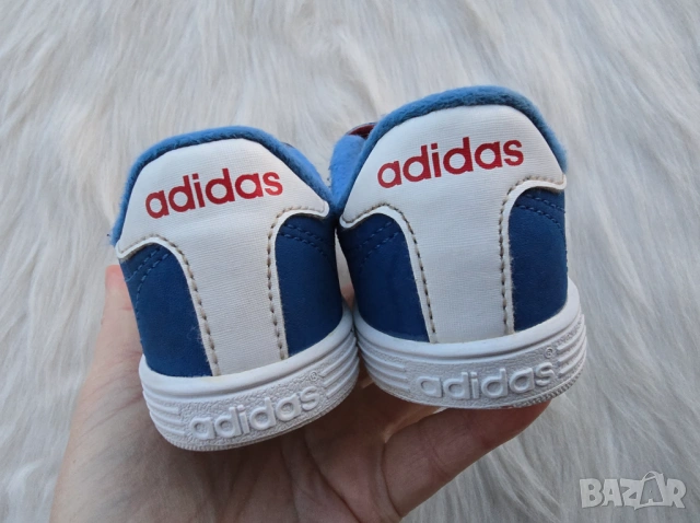 Детски маратонки Adidas №24 , снимка 3 - Детски маратонки - 53832310