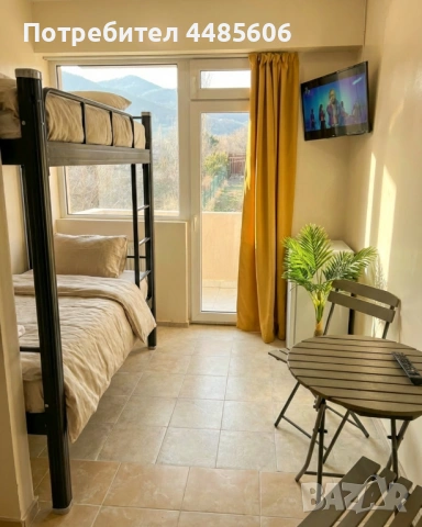 Легло в Хостел за работници - 10 евро на вечер без ДДС, снимка 2 - Стаи под наем - 53993929