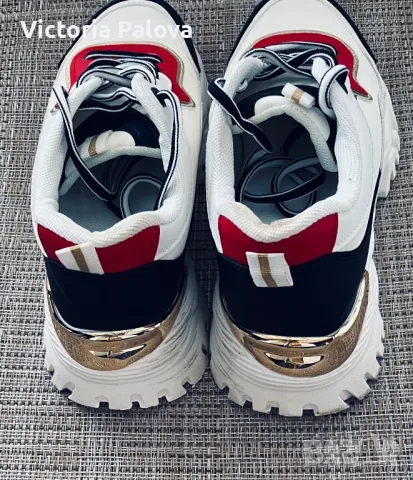 Красиви маратонки стелка 23,5см, снимка 10 - Маратонки - 50180715