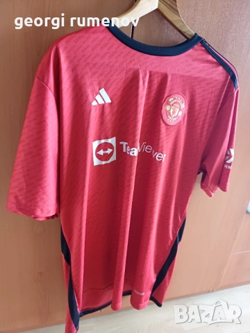 Тениска на Манчестър Юнайтед чиста