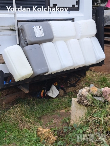 Туби 25л., снимка 2 - Бидони, бурета и бъчви - 52277275