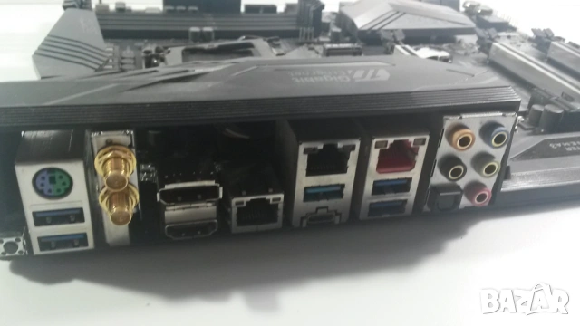 Дънна платка ASRock Fatal1ty Z370 Professional Gaming i7 с изкривени пинчета, снимка 9 - Дънни платки - 54255808