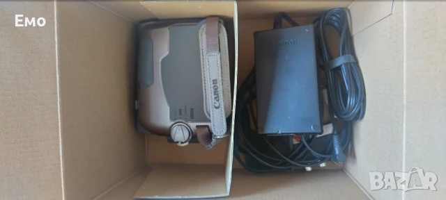 Цифрова видеокамера Canon MV900, снимка 6 - Камери - 50933084