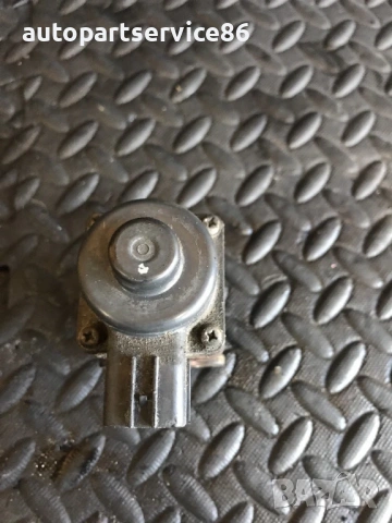 EGR клапан за Subaru Legacy 2.5 (2004-2008), снимка 3 - Части - 54238393