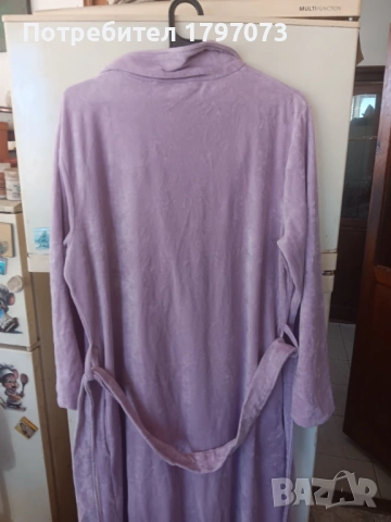 Плюшен пеньоар, снимка 2 - Нощници - 53746862