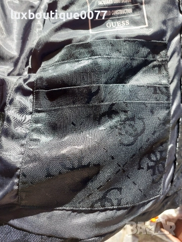 Използвано в много добро състояние зимно пухено яке Guess L, снимка 11 - Якета - 52828933