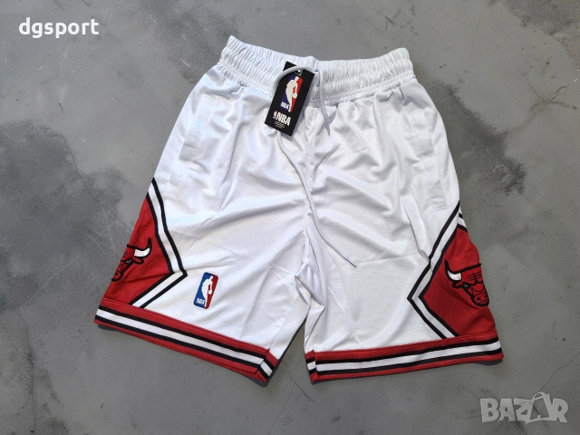 Баскетболни шорти на Чикаго Булс!