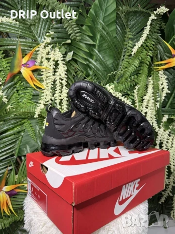 !НОВИ! Nike Air Vapormax Plus 'VM' | Triple Black | + КУТИЯ, снимка 7 - Маратонки - 54168046