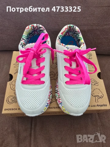 Оригинални Skechers x JGoldcrown: Uno Lite – Светещи цветове и сърца, №32, снимка 4 - Детски маратонки - 54133985