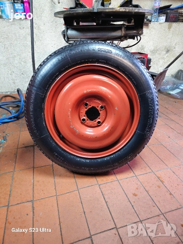 Патерица Dacia 