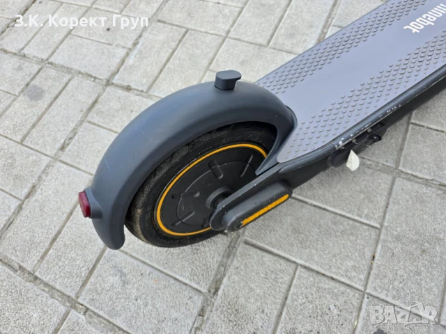 Електрически скутер-тротинетка SEGWAY KICKSCOOTER MAX G30 ДО 25 КМ/Ч, ПРОБЕГ ДО 65 КМ, снимка 3 - Други спортове - 50652389