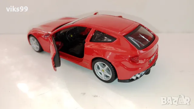 Метална количка Ferrari FF Bburago Мащаб 1:32 , снимка 3 - Колекции - 49596256