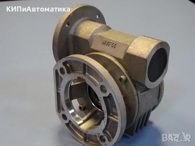 Червячен редуктор BONFIGLIOLI VF 44 F1 Worm Reducer size-044 ratio-28, снимка 9 - Резервни части за машини - 53166512