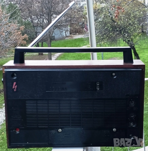 59📻✨ Върни си спомените с реставрираното SELENA B211 – 100 лв., снимка 3 - Антикварни и старинни предмети - 52639394